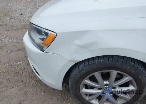 2014 Volkswagen Jetta 1.8T Se z USA, uszkodzony, nr VIN 3VWD17AJXEM409168